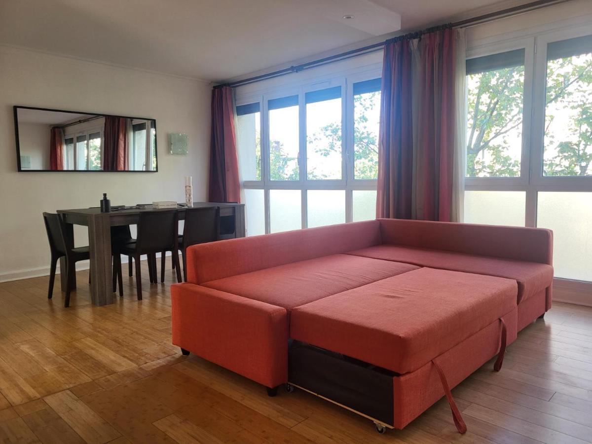 Spacious And Comfortable Apartment - Perfect For Families & Friends - Near Public Transportation モンルージュ エクステリア 写真